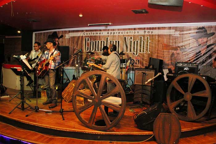 CitraGrand City dan BII Maybank Adakan Acara Bertajuk Country Night