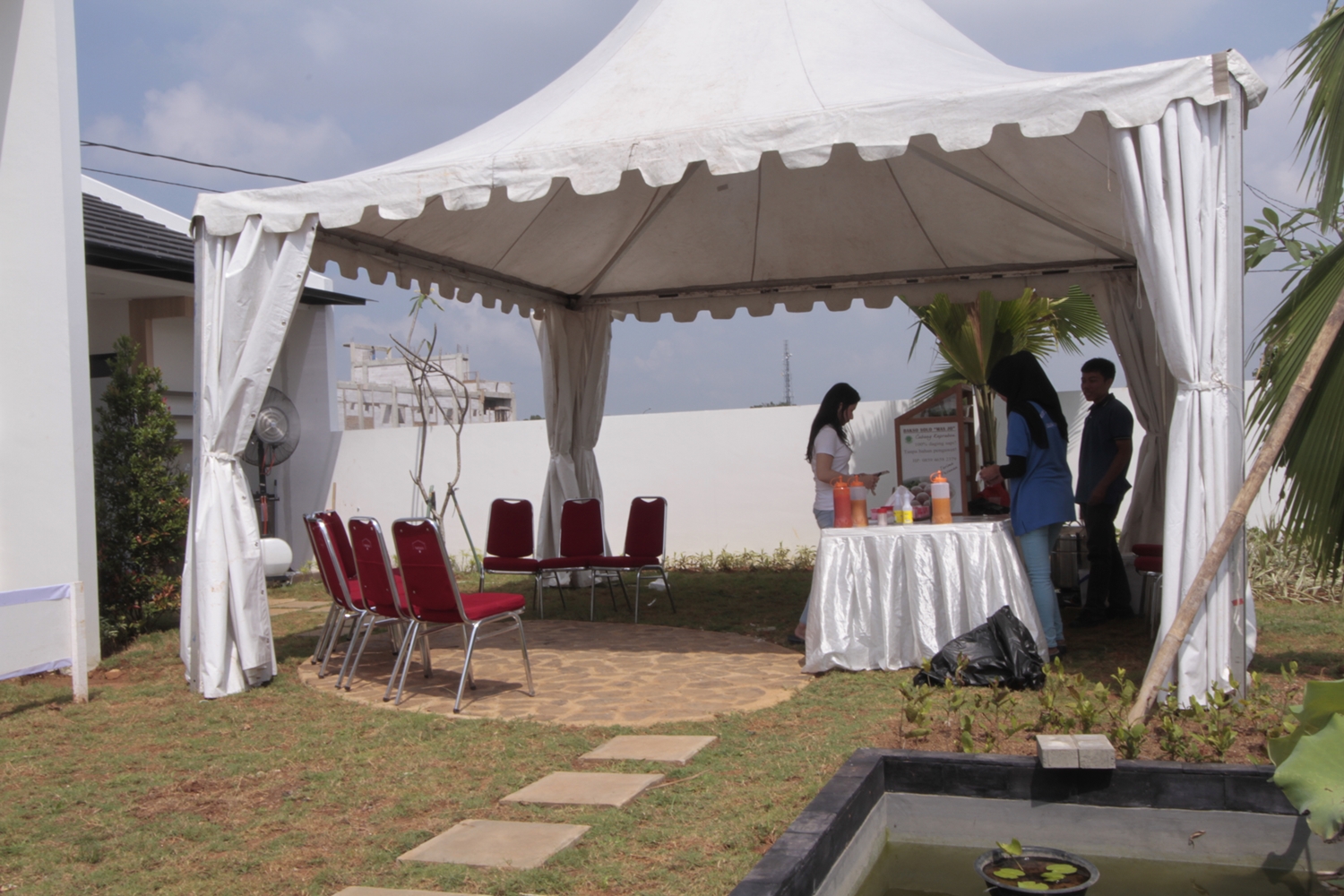 Open House Ala Pesta Kebun Di Villaggio