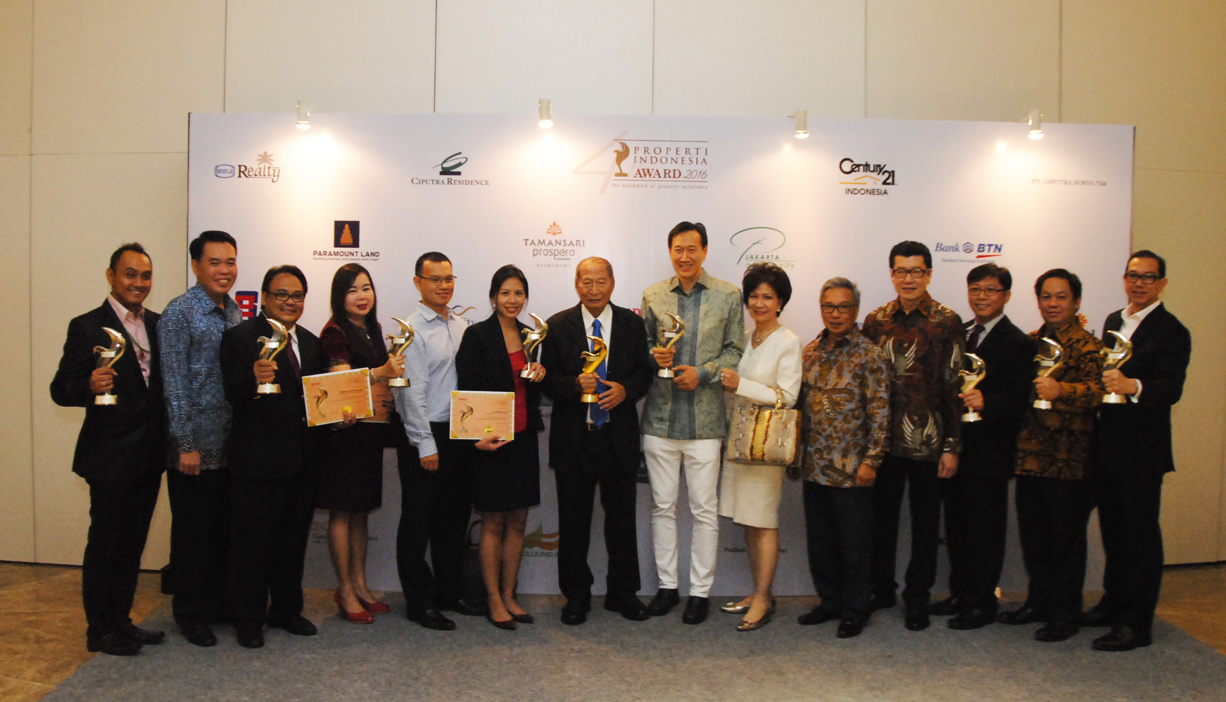 Ciputra Group Raih 10 Penghargaan di Ajang Properti Indonesia Awards 2016