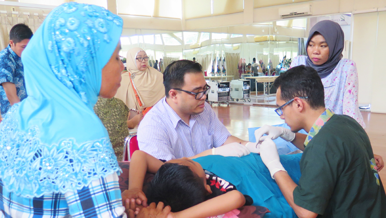CitraGrand City Bersama RS Muhammad Hoesin adakan Khitanan Massal bagi 80 Anak